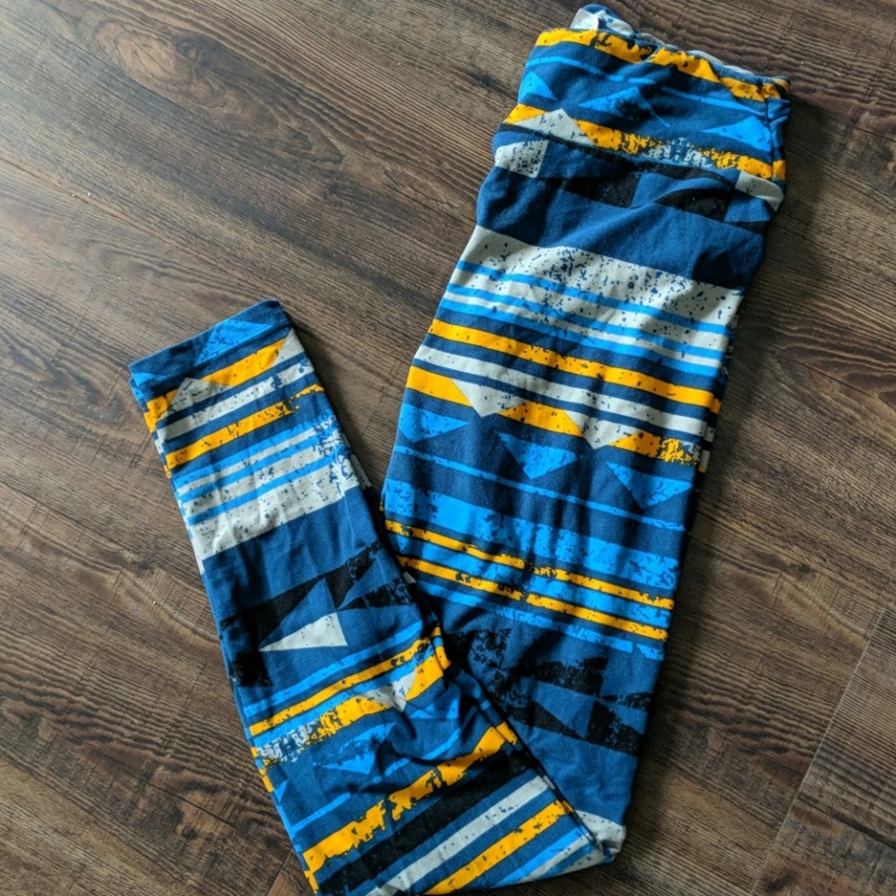 LulaRoe leggings like new condition